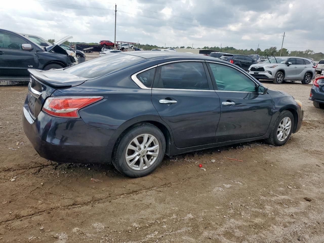 2014 Nissan Altima 2.5 - Фото 3