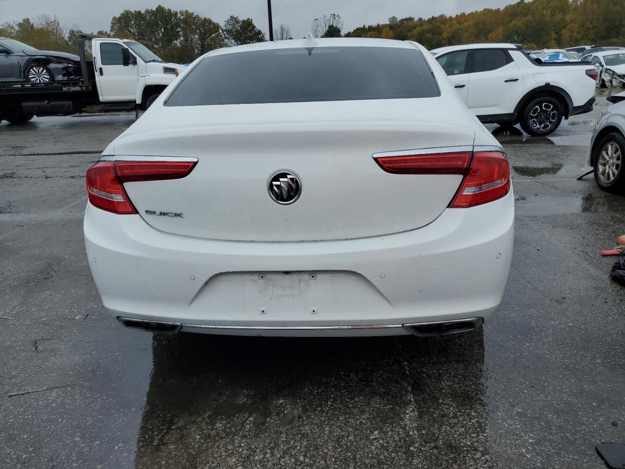 2017 Buick Lacrosse Essence - Image 6