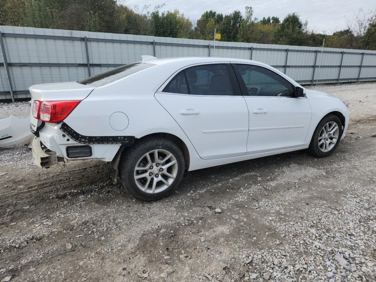 2015 Chevrolet Malibu 1Lt - Фото 3