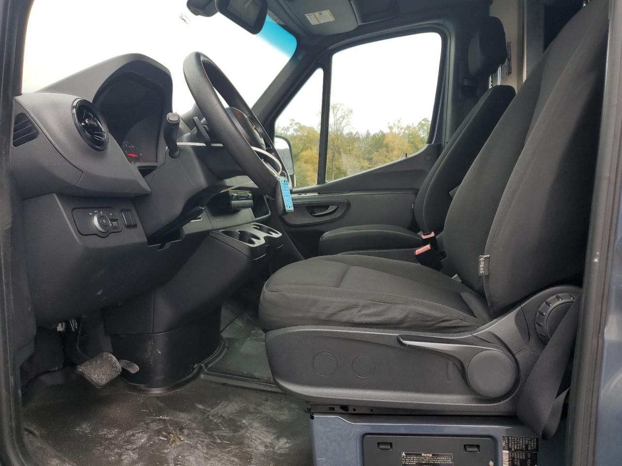 2019 Mercedes Benz Sprinter Delivery Van - Image 7