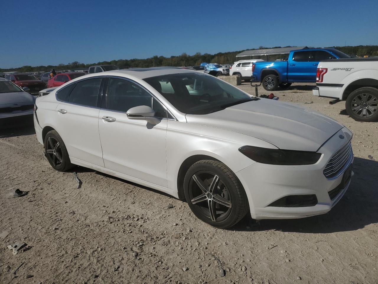 2015 Ford Fusion 4D - Image 4