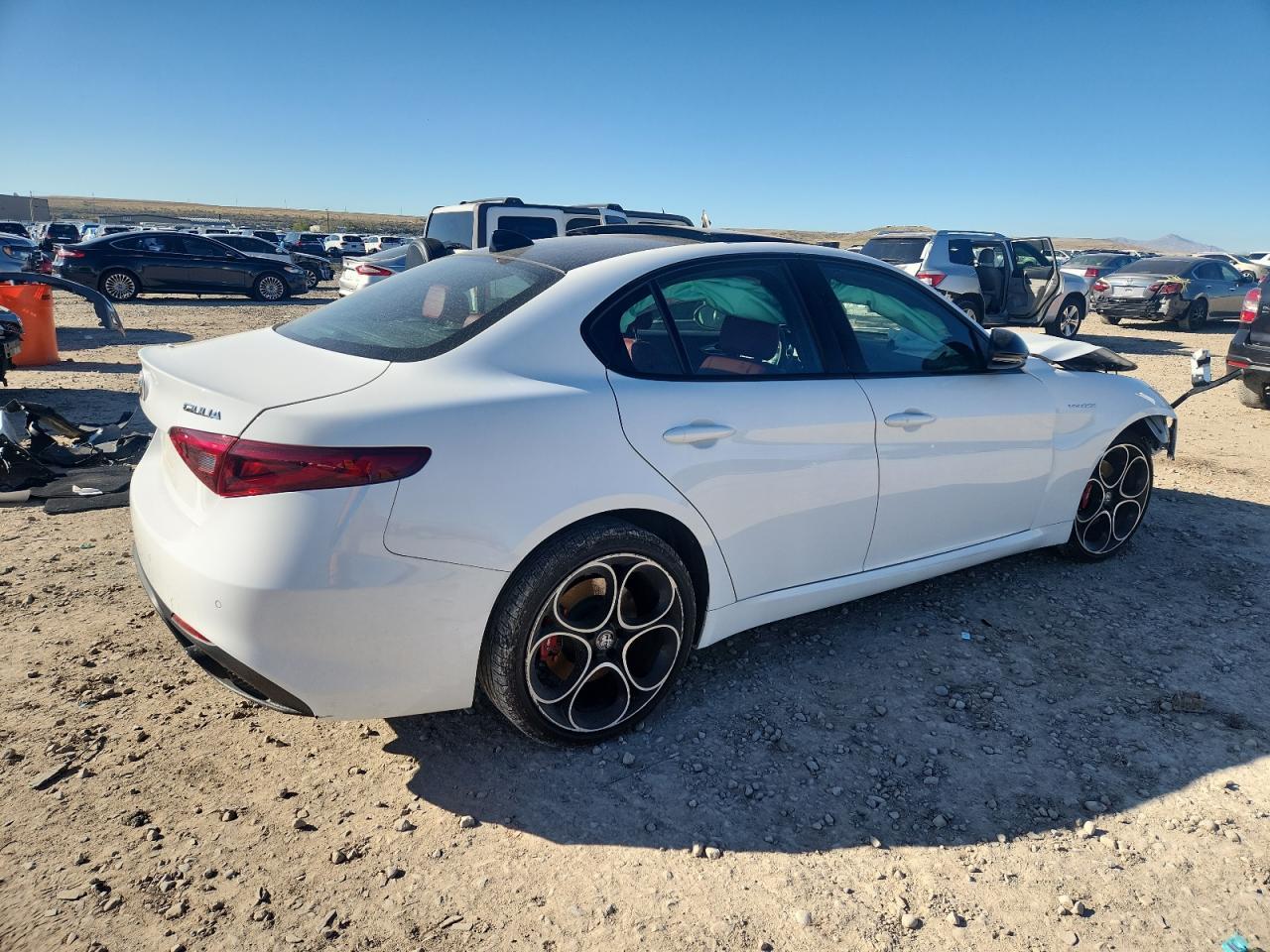 2023 Alfa Romeo Giulia Ti - Image 3