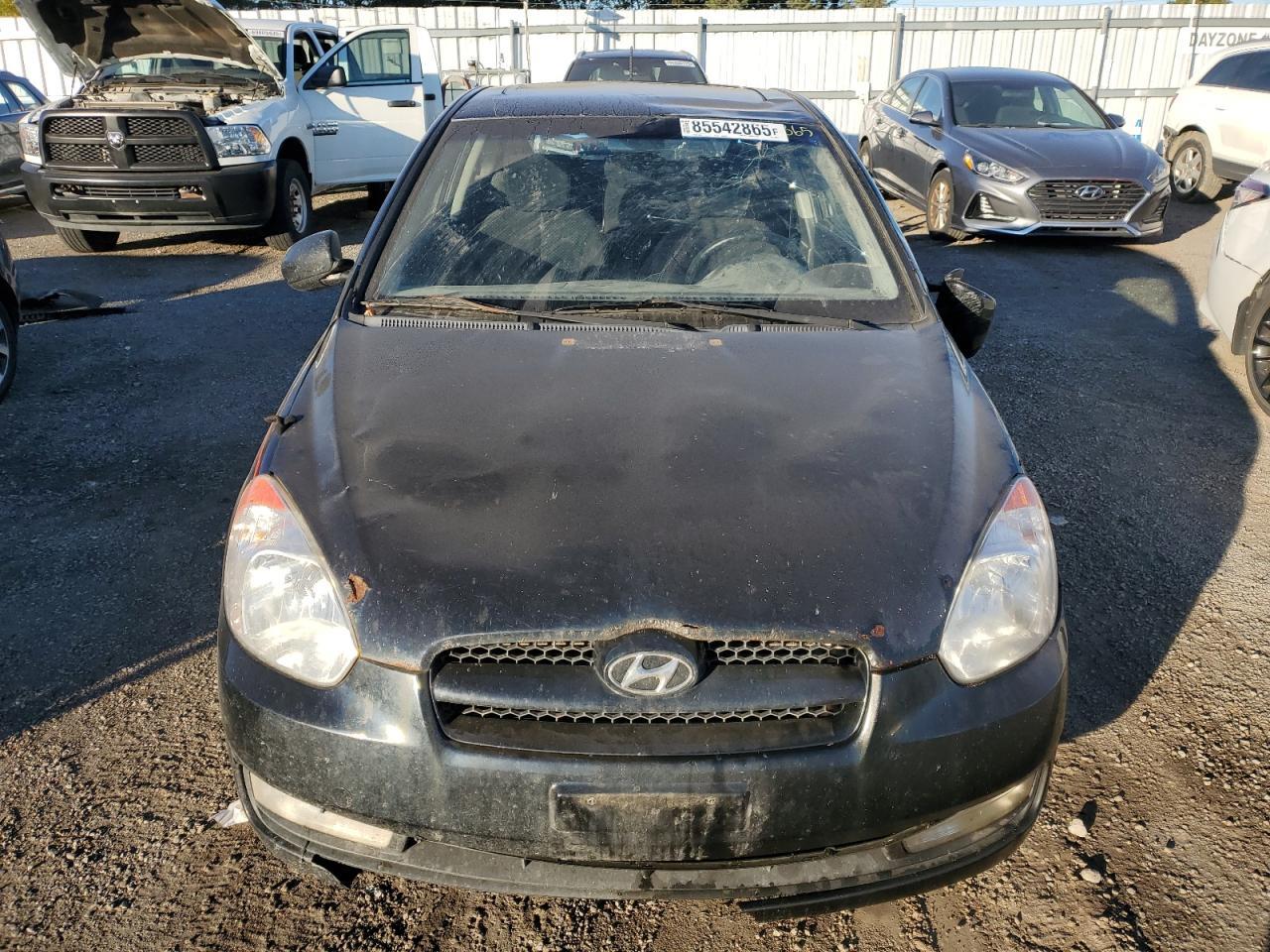 2011 Hyundai Accent Se - Фото 5