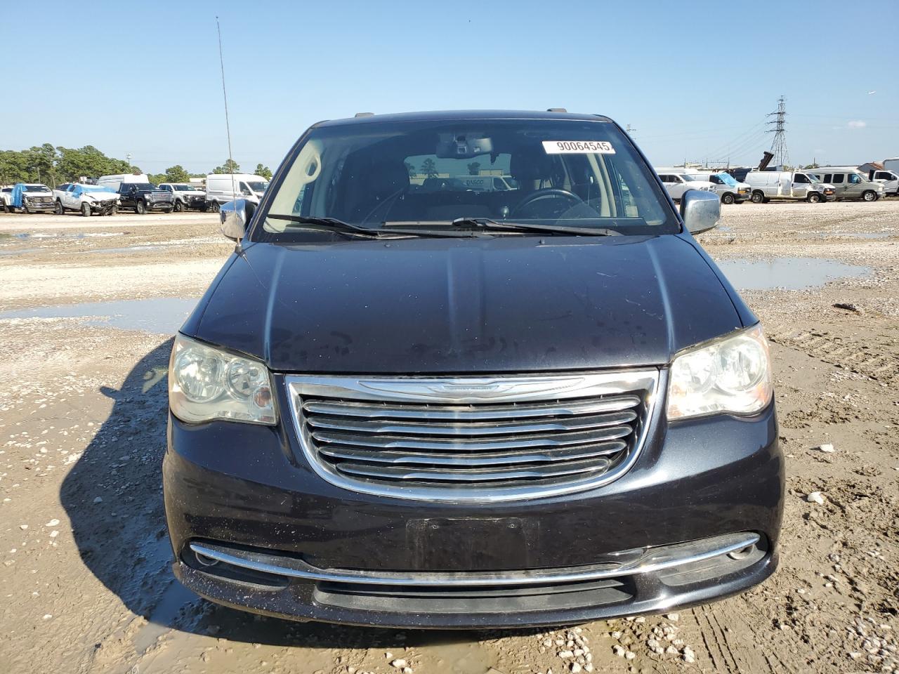 2014 Chrysler Town & Country Touring L - Фото 5