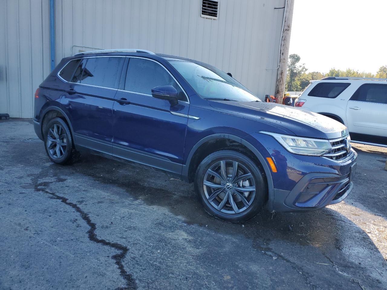 2023 Volkswagen Tiguan Se - Фото 4