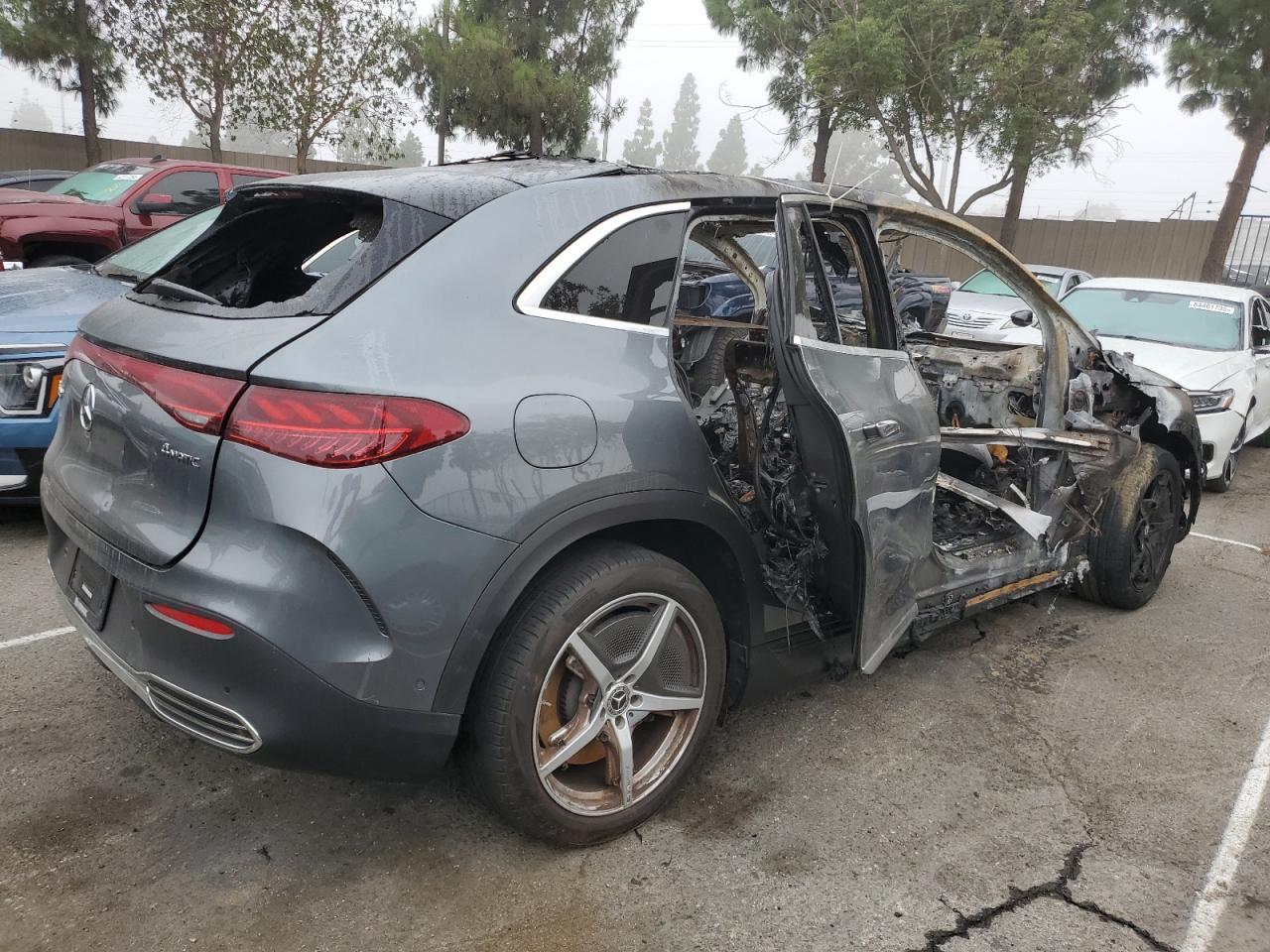 2023 Mercedes-Benz Eqe Suv 500 4Matic - Image 3