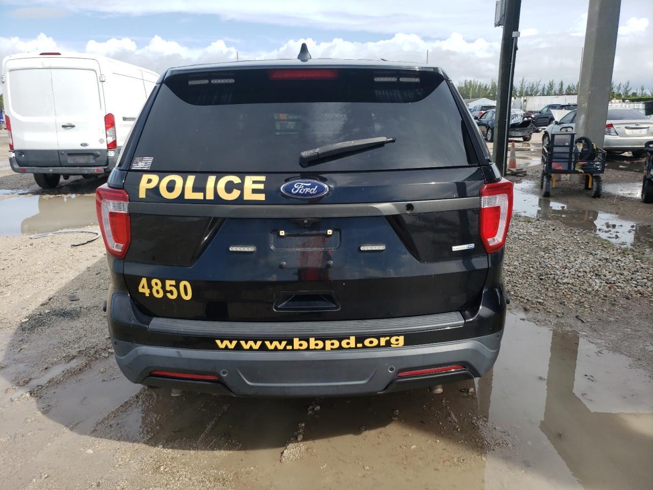 2018 Ford Explorer Police Interceptor - Image 6