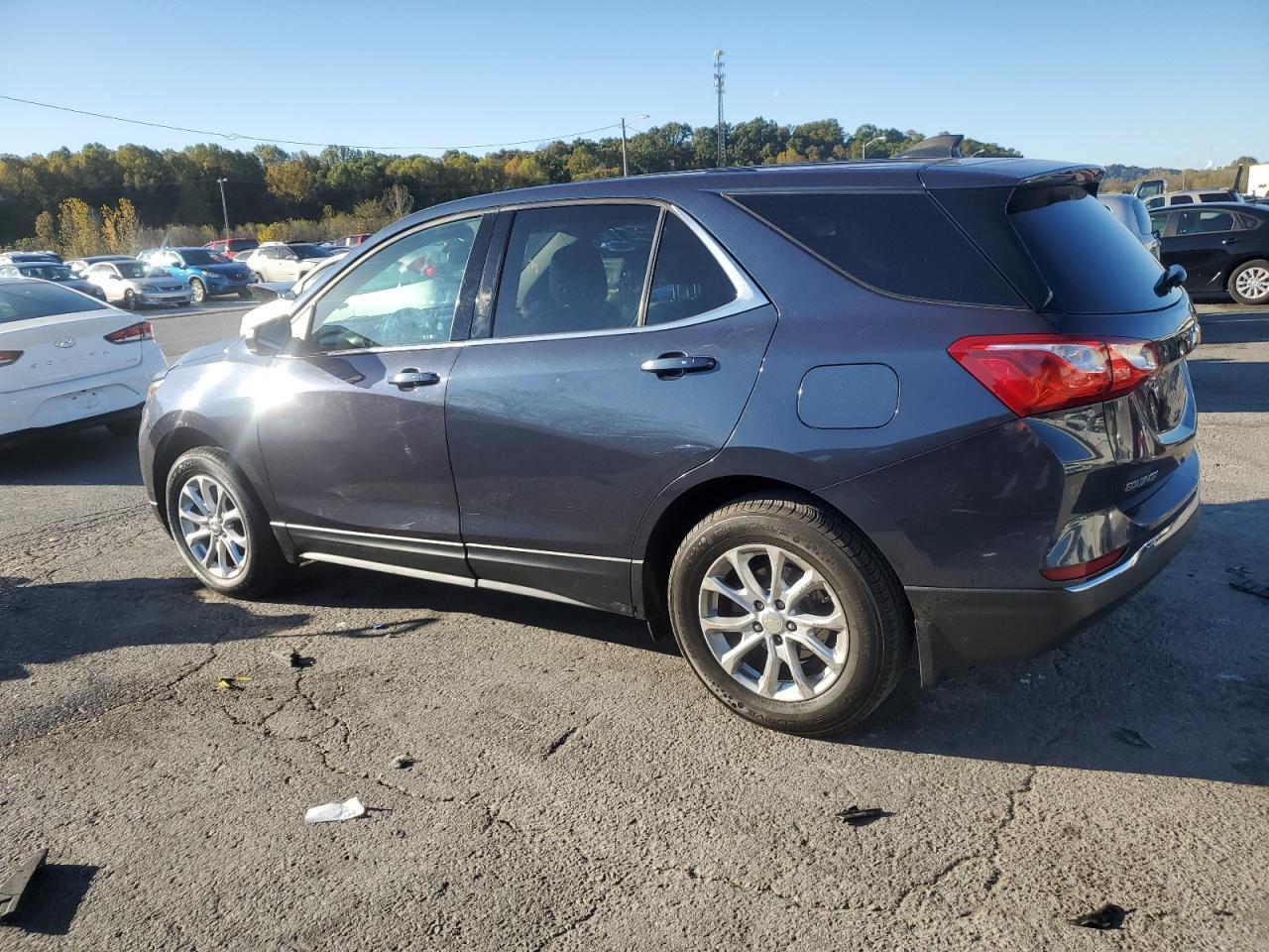 2018 Chevrolet Equinox Lt - Image 2