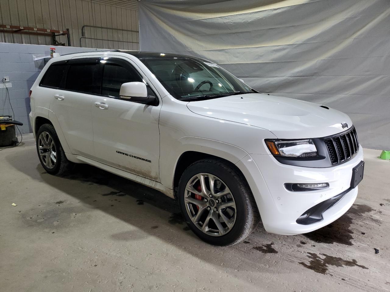 2016 Jeep Grand Cherokee Srt-8 - Фото 4