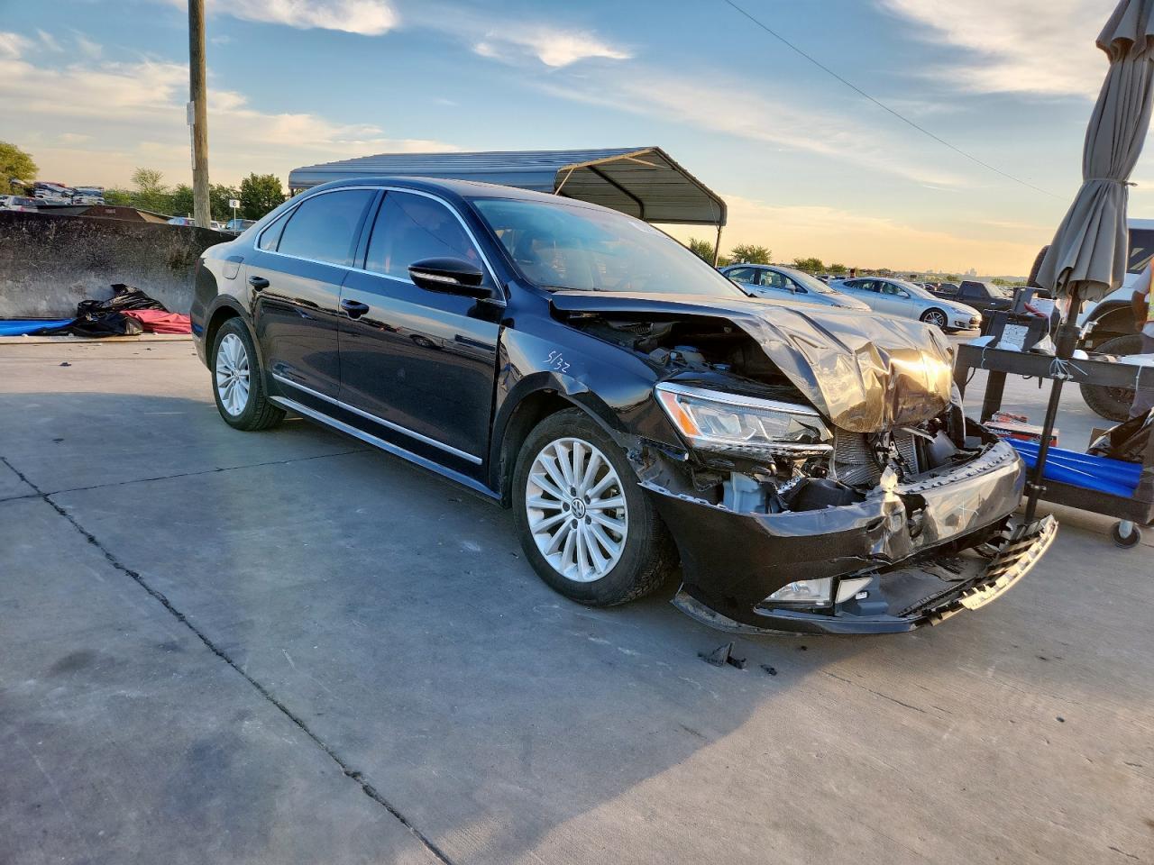 2017 Volkswagen Passat Se - Image 4