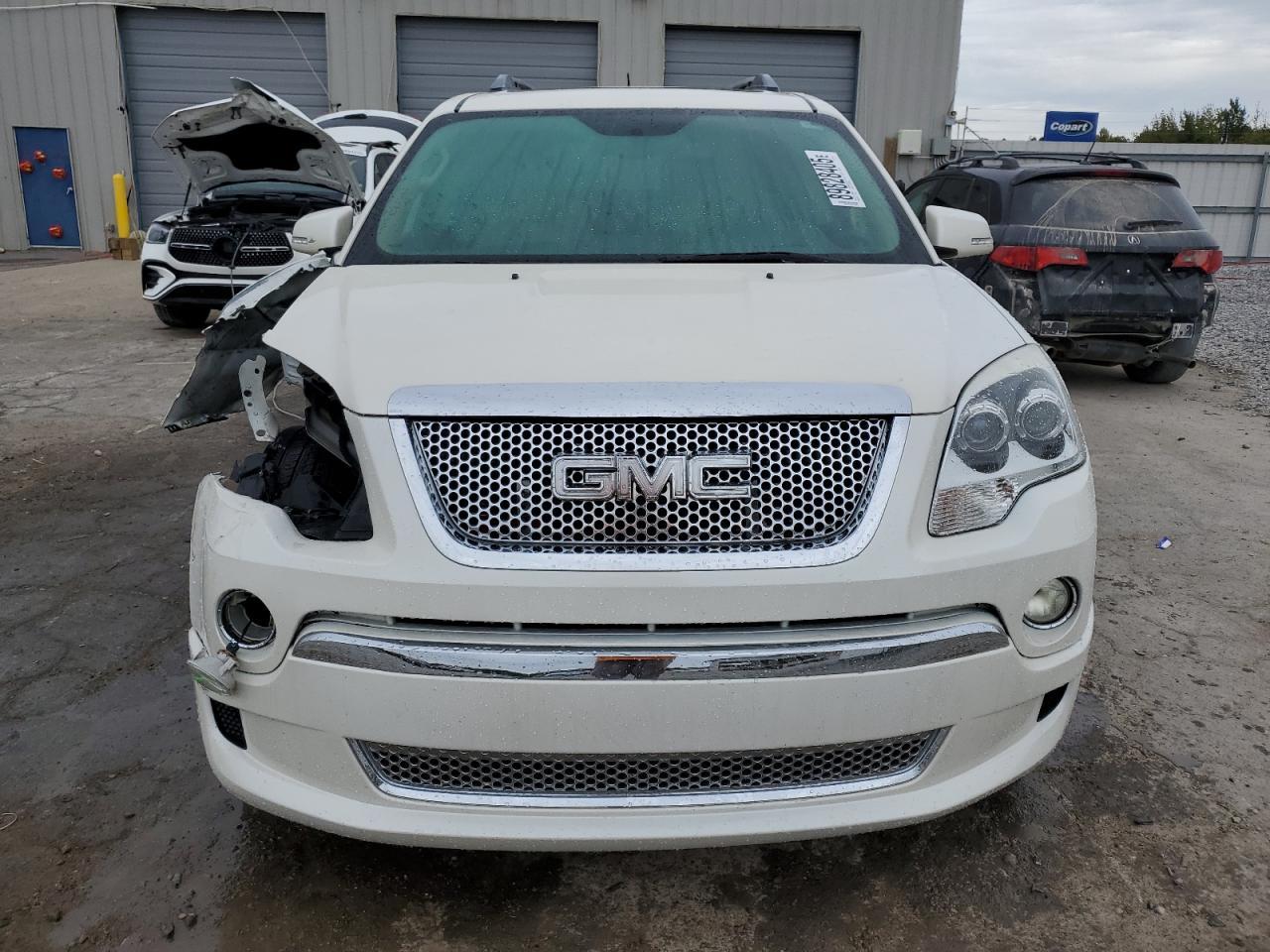 2011 GMC Acadia Denali - Image 5