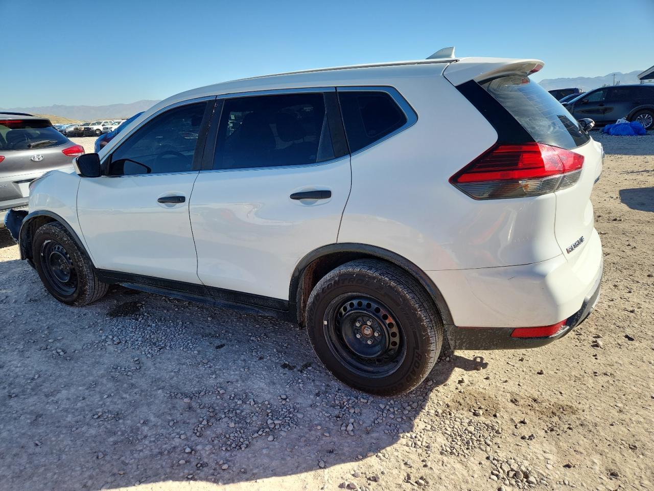 2017 Nissan Rogue S - Image 2