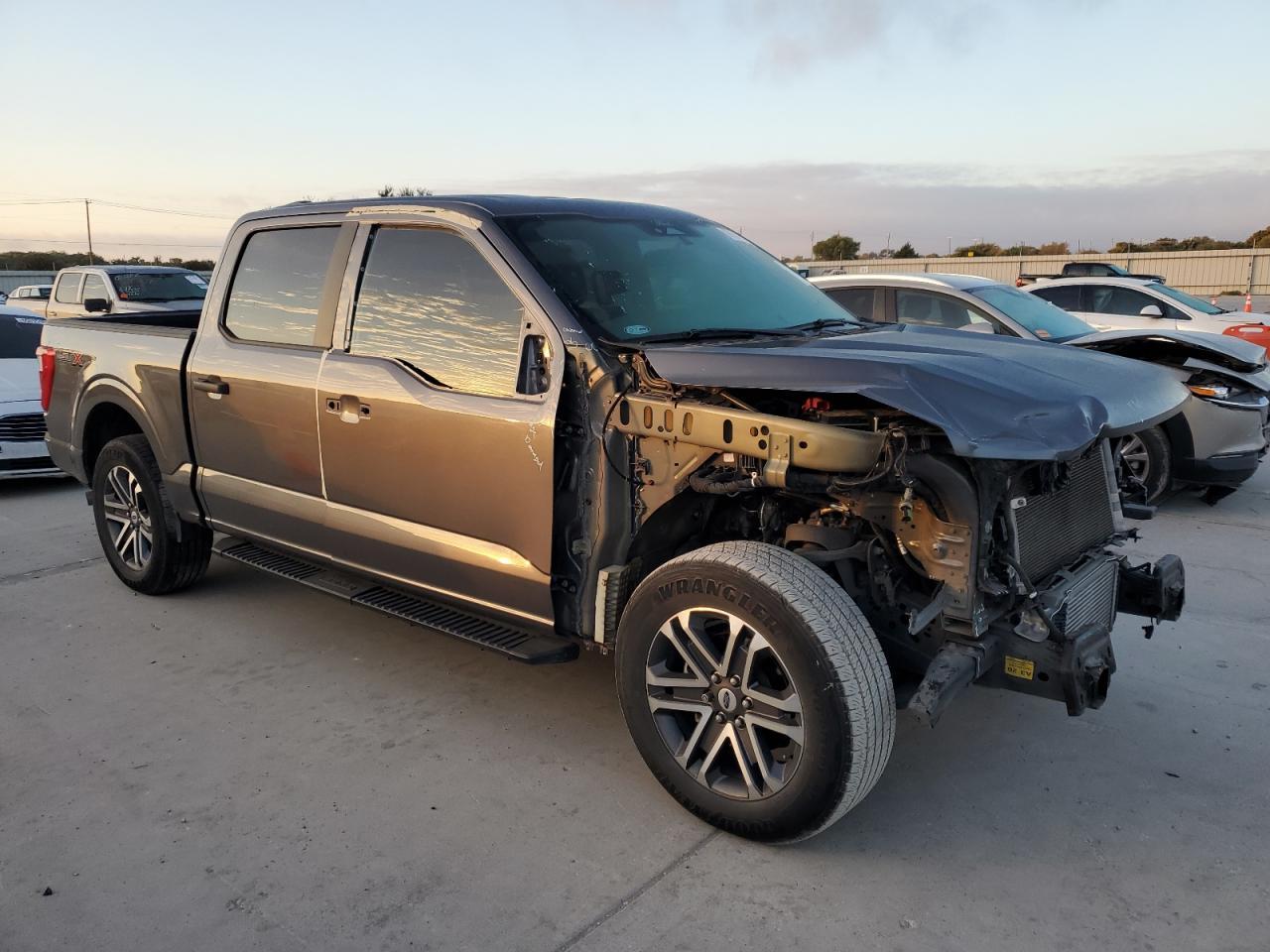 2022 Ford F150 Supercrew - Фото 4