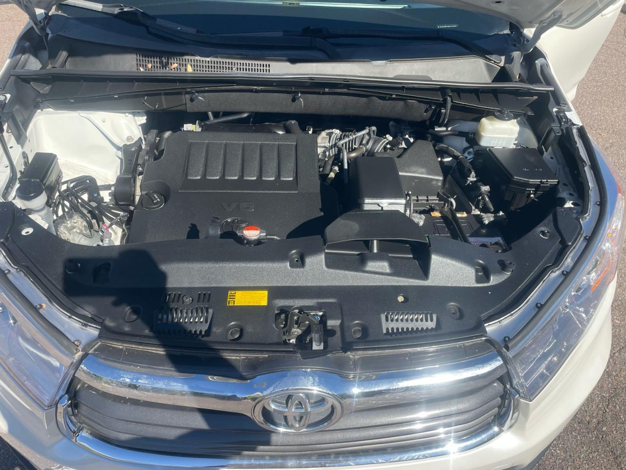 2016 Toyota Highlander Le - Image 7