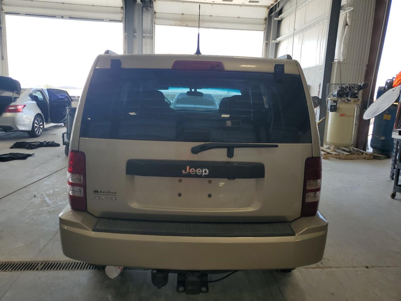 2011 Jeep Liberty Sport - Фото 6