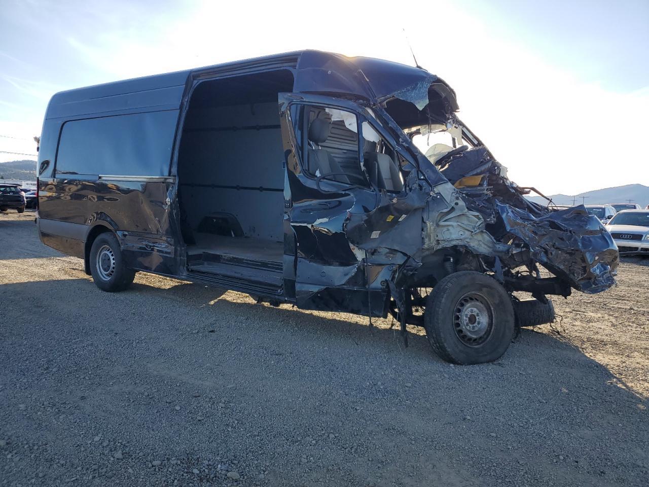 2023 Mercedes Benz Sprinter 2500 Delivery Van - Фото 4