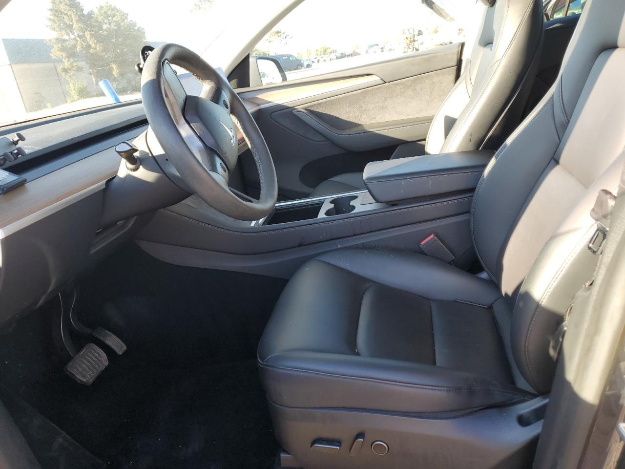 2023 Tesla Model Y - Фото 7