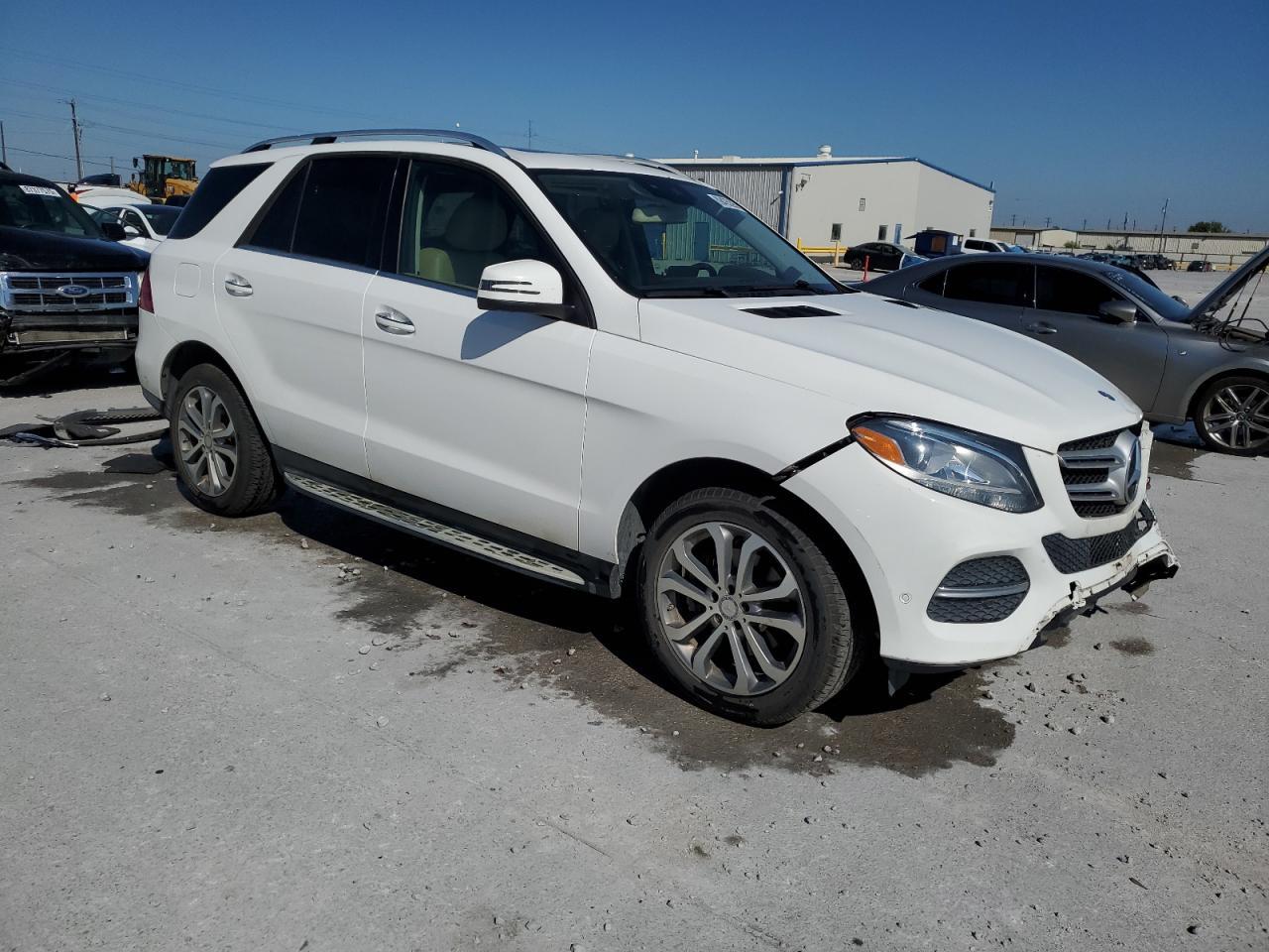 2016 Mercedes-Benz Gle 350 4Matic - Image 4