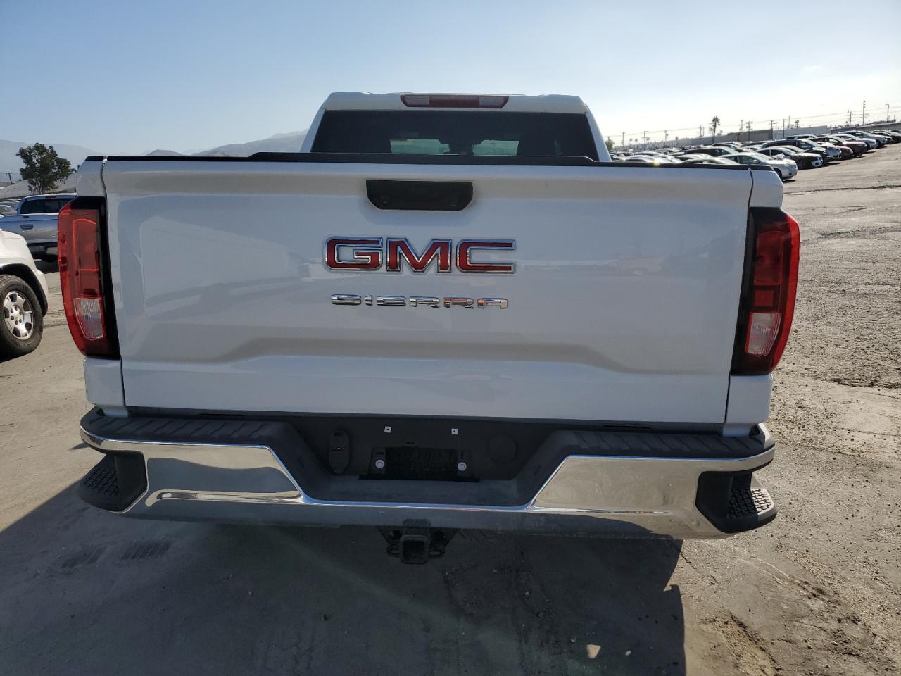 2025 GMC Sierra C1500 - Фото 6