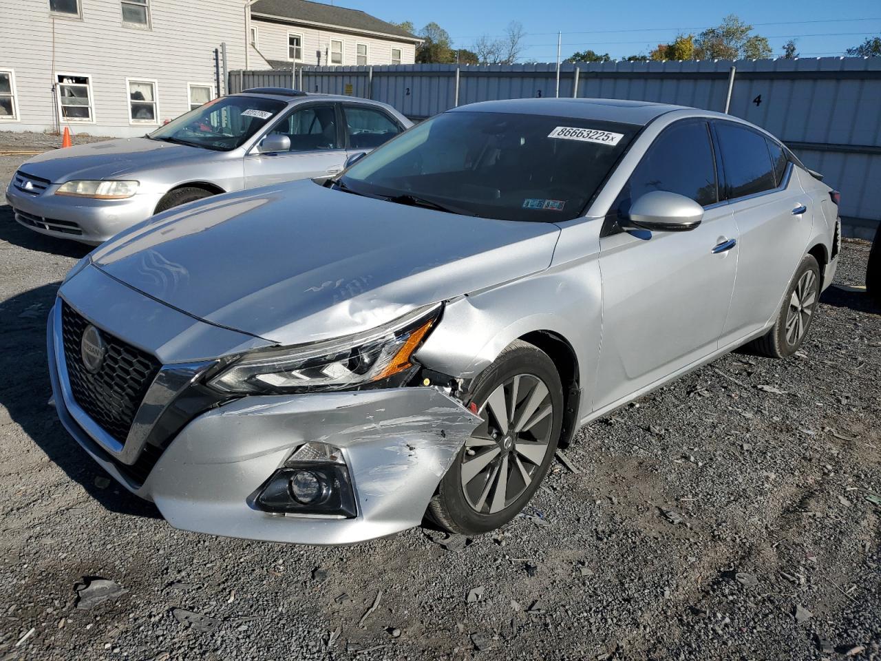 2020 Nissan Altima Sv