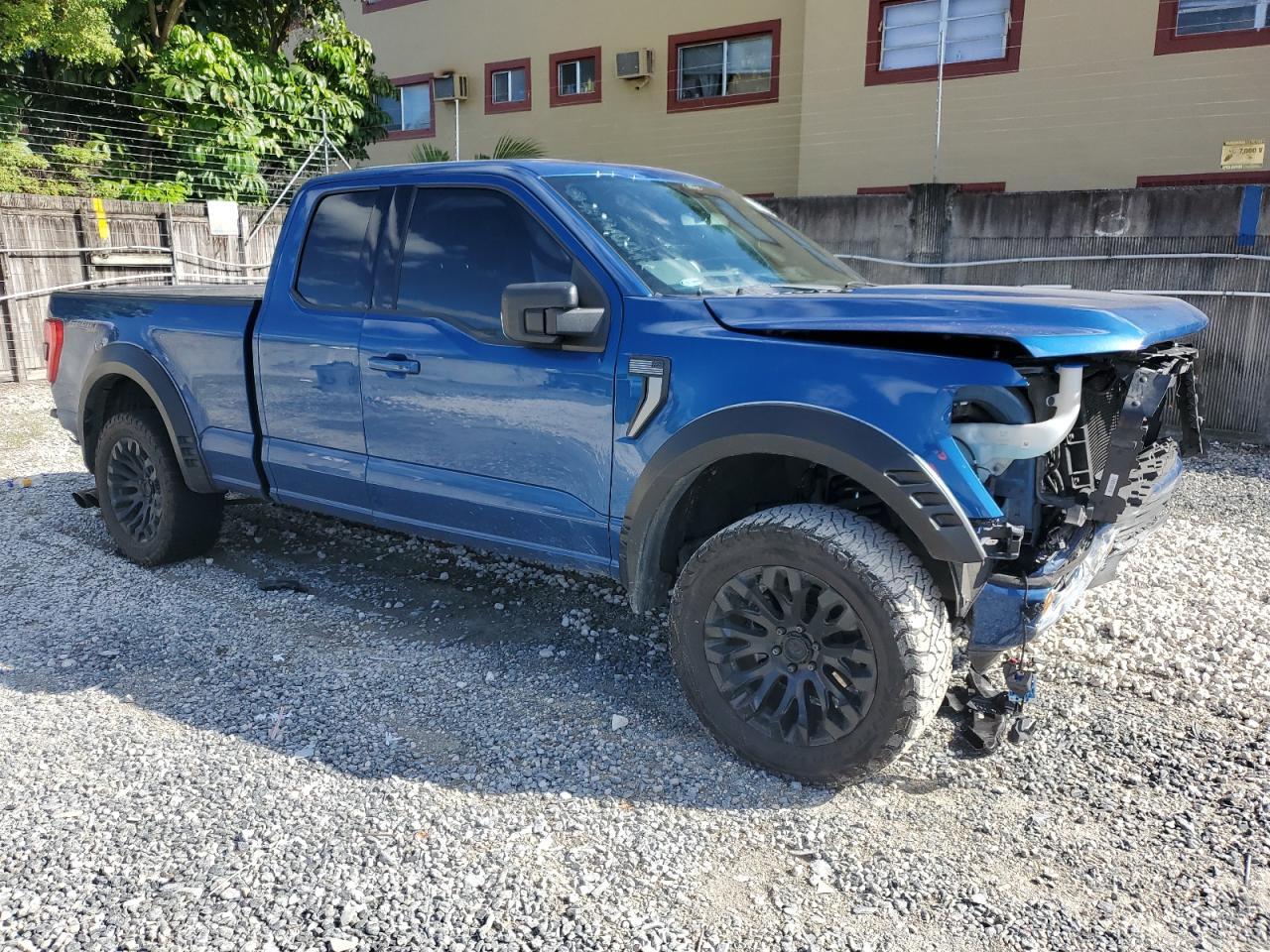 2022 Ford F150 Super Cab - Фото 4