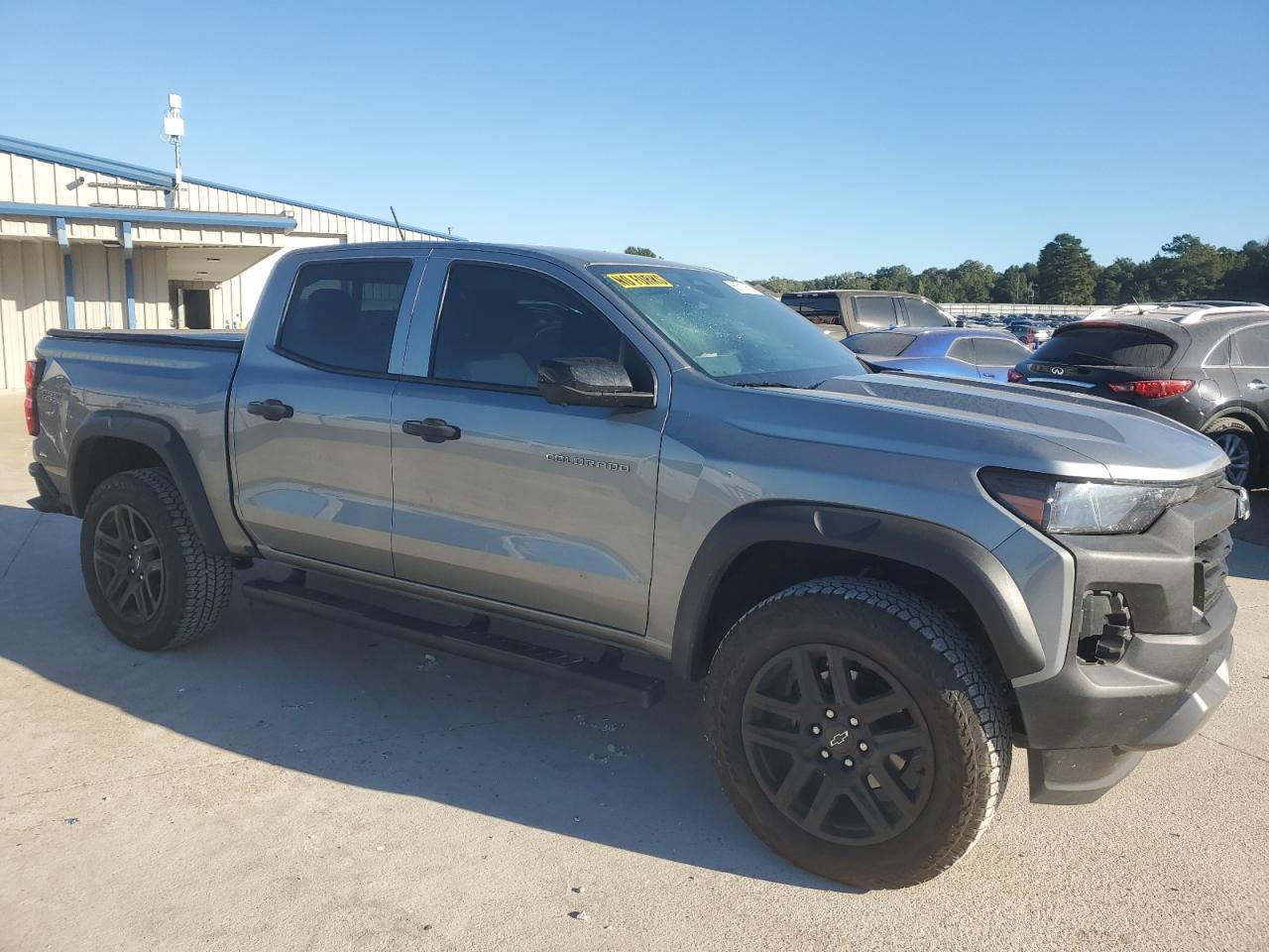 2023 Chevrolet Colorado Trail Boss - Фото 4