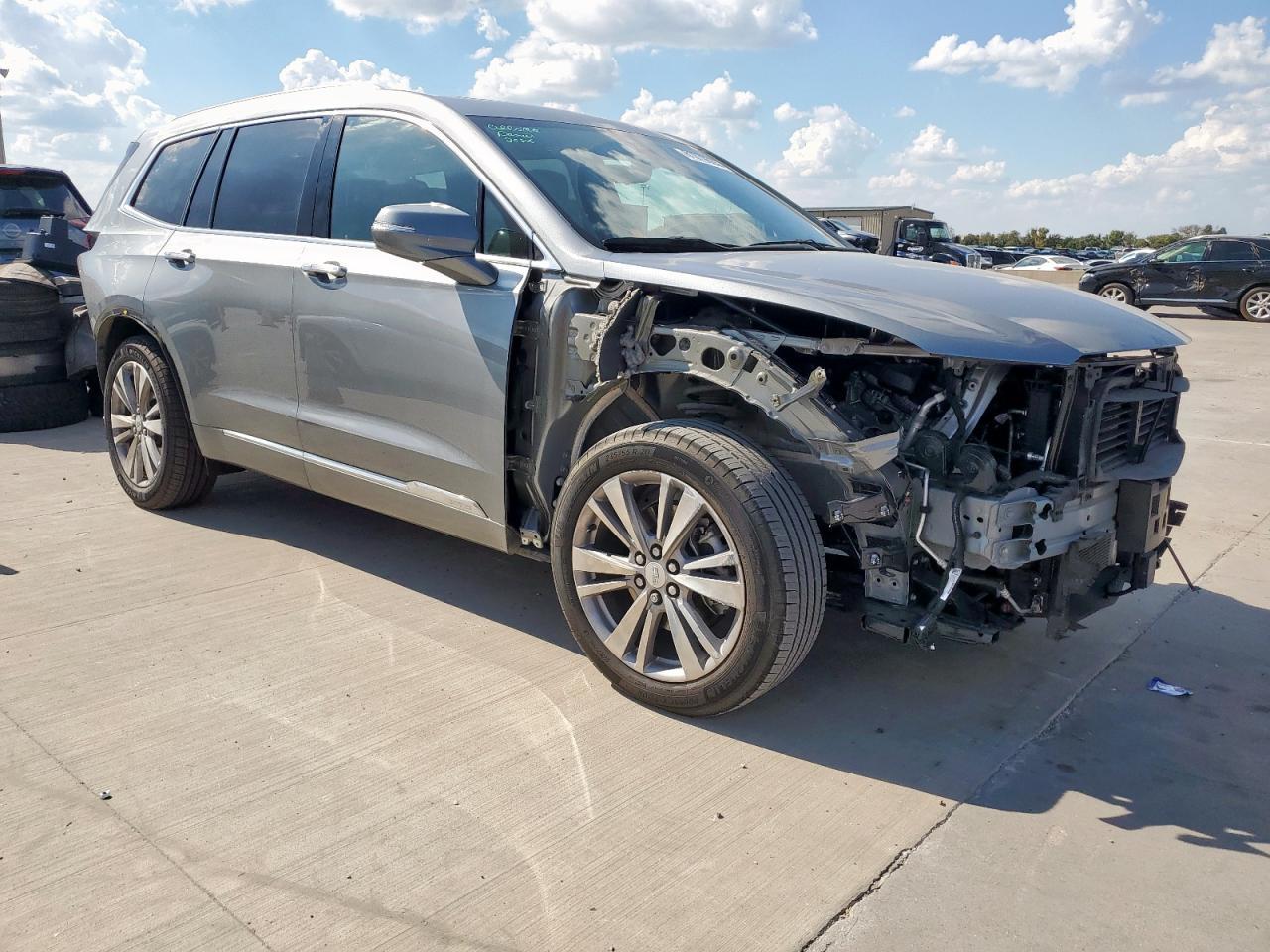 2024 Cadillac Xt6 Premium Luxury - Image 4