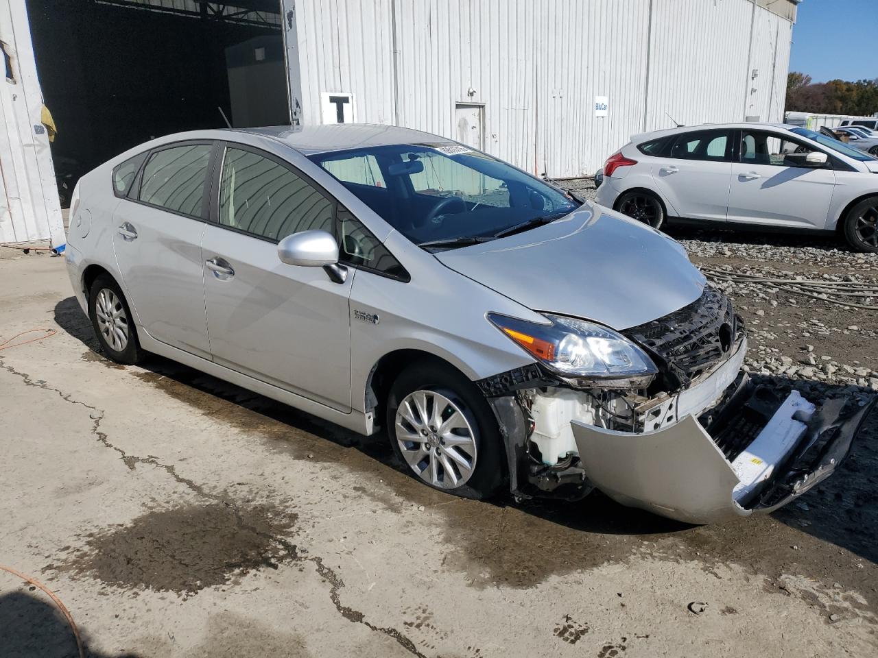 2012 Toyota Prius Plug-In - Фото 4