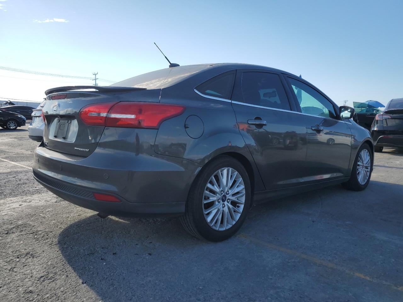 2015 Ford Focus Titanium - Фото 3