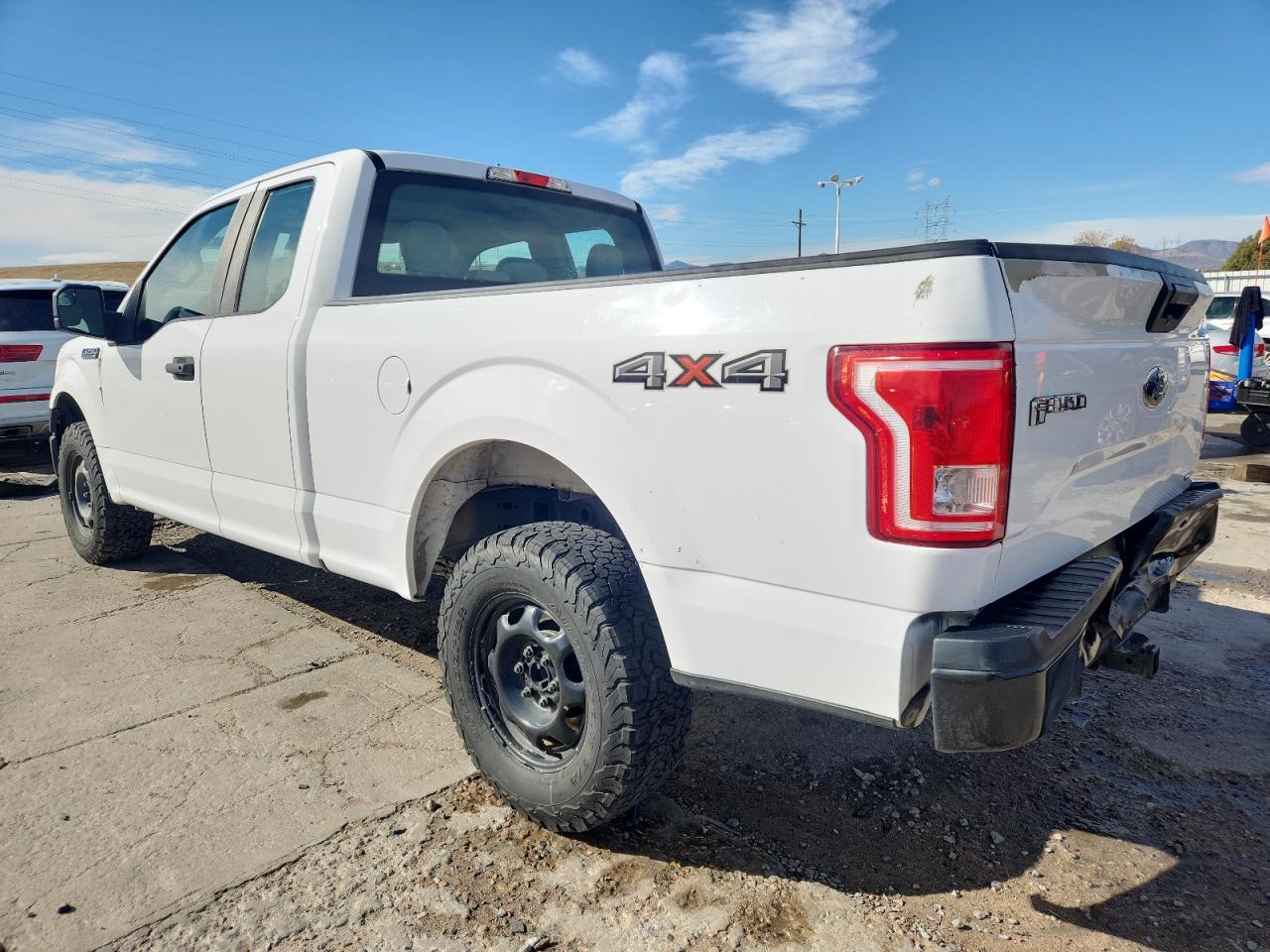 2016 Ford F150 Super Cab - Фото 2