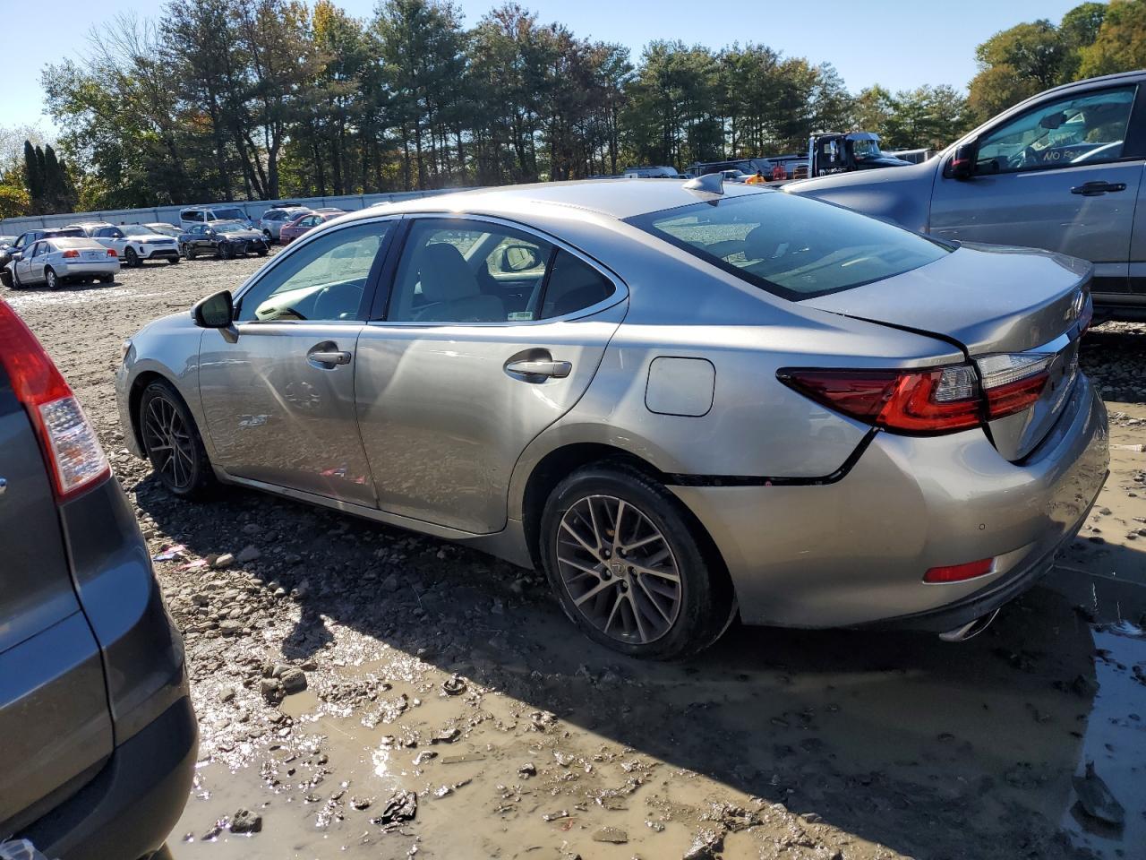 2016 Lexus Es 350 - Фото 2