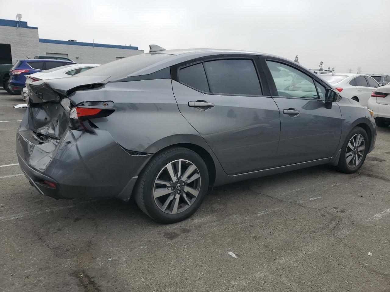 2020 Nissan Versa Sv - Фото 3