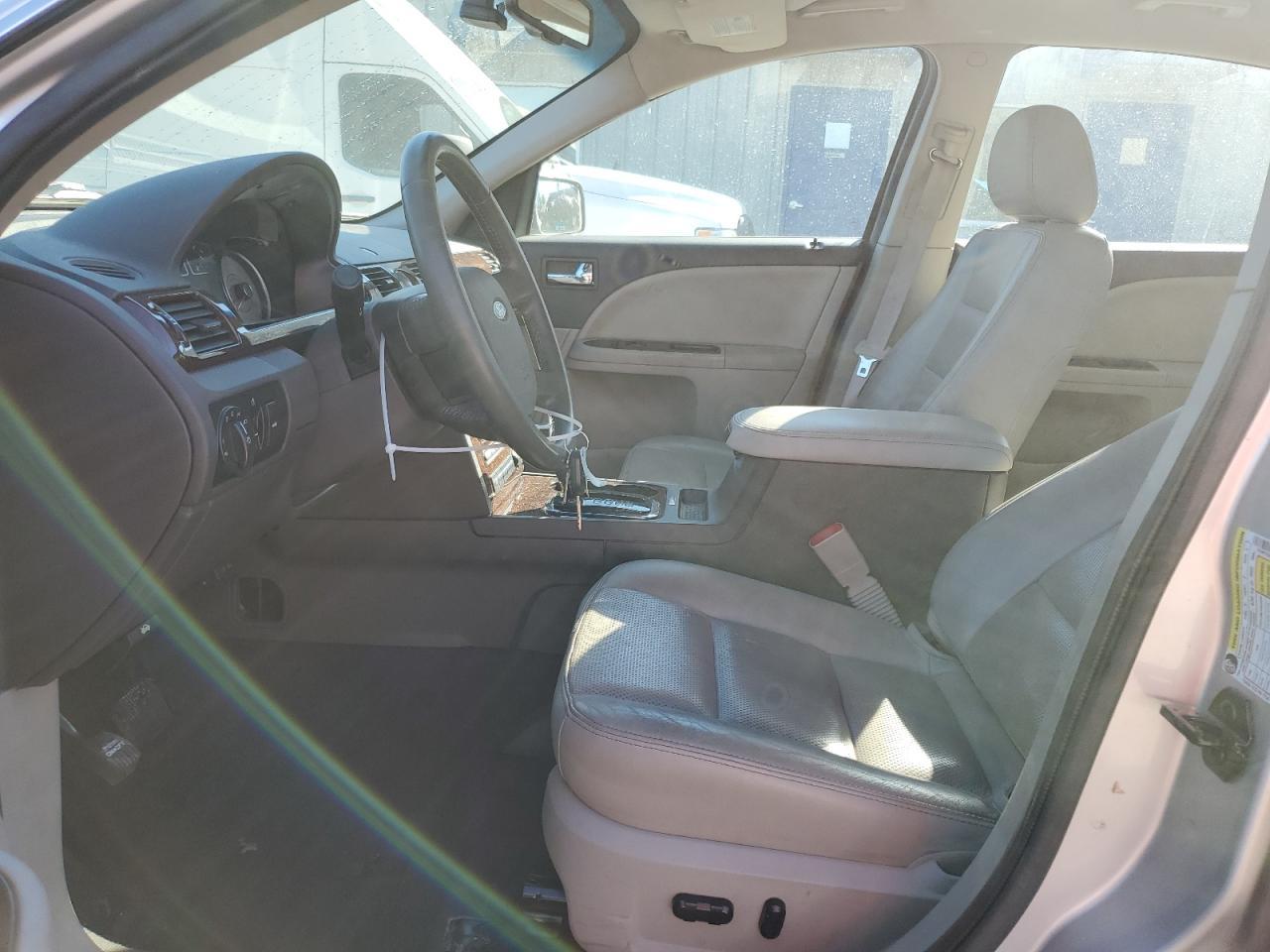 2008 Ford Taurus Limited - Фото 7