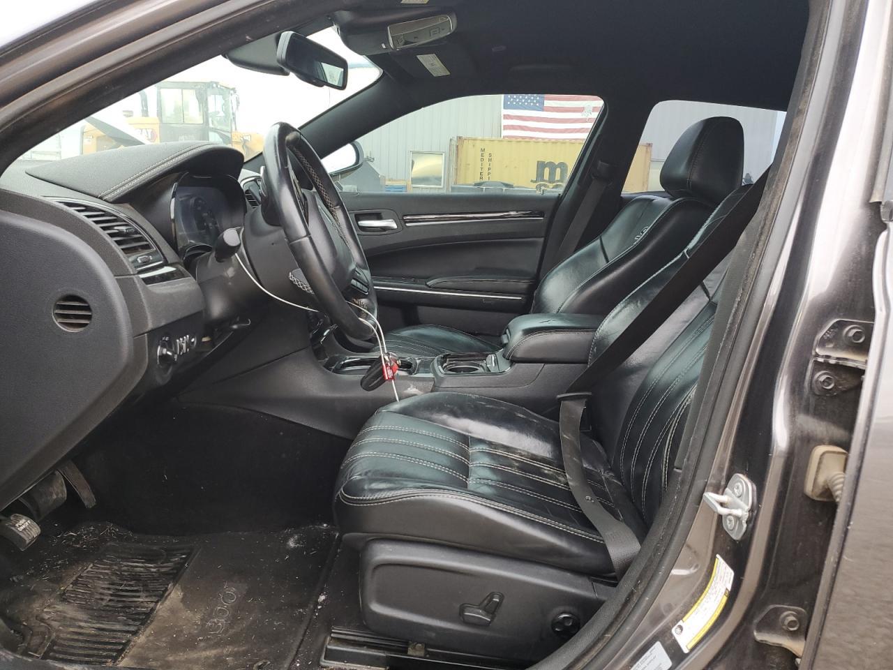 2017 Chrysler 300 S - Фото 7