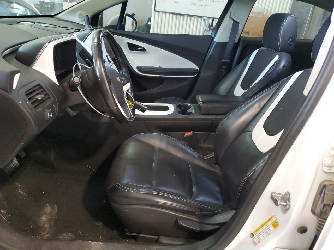 2012 Chev Volt - Image 7