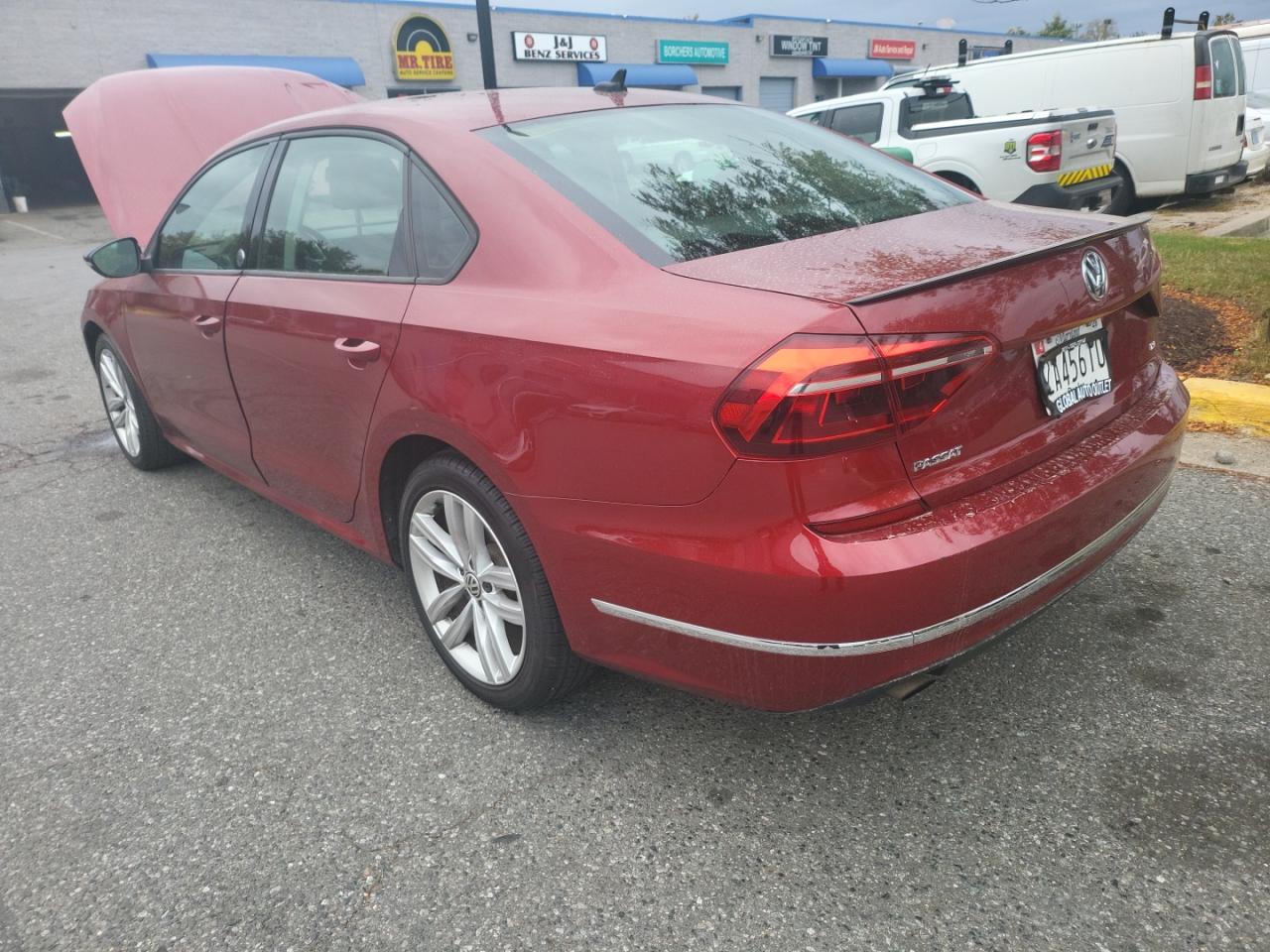 2019 Volkswagen Passat Wolfsburg - Image 3
