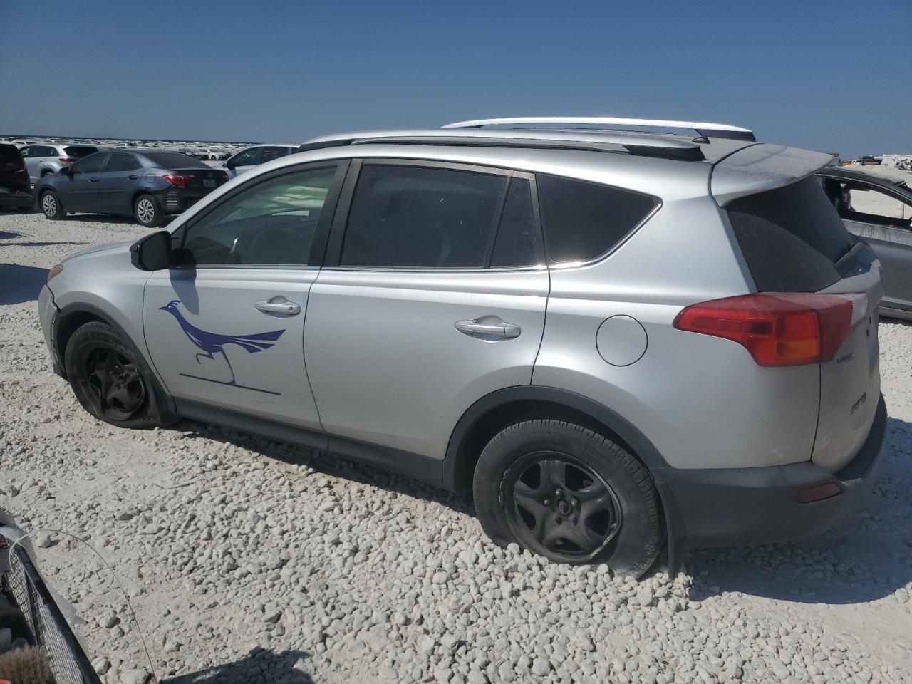 2015 Toyota Rav4 Le - Фото 2