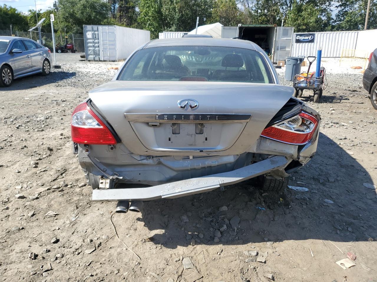 2002 Infiniti Q45 - Image 6