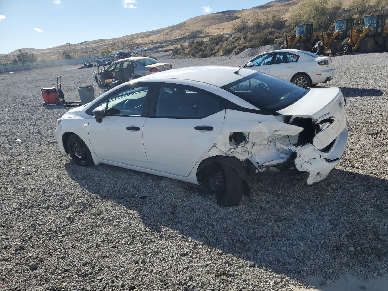 2025 Nissan Versa S - Фото 2