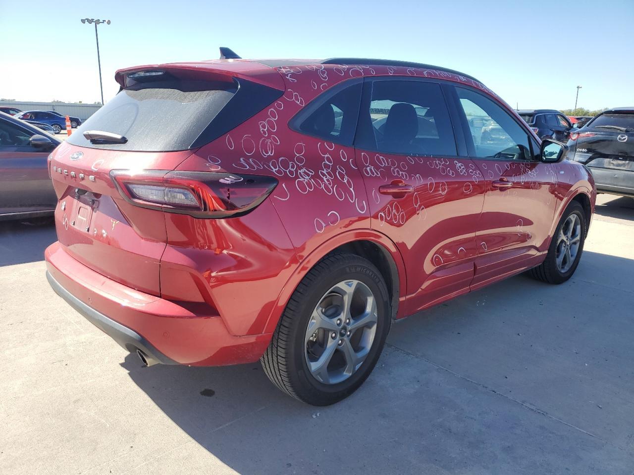 2023 Ford Escape St Line - Фото 3