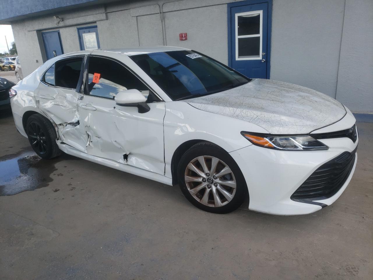 2018 Toyota Camry L - Фото 4