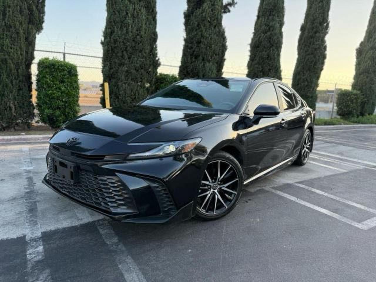 2025 Toyota Camry Xse - Фото 2