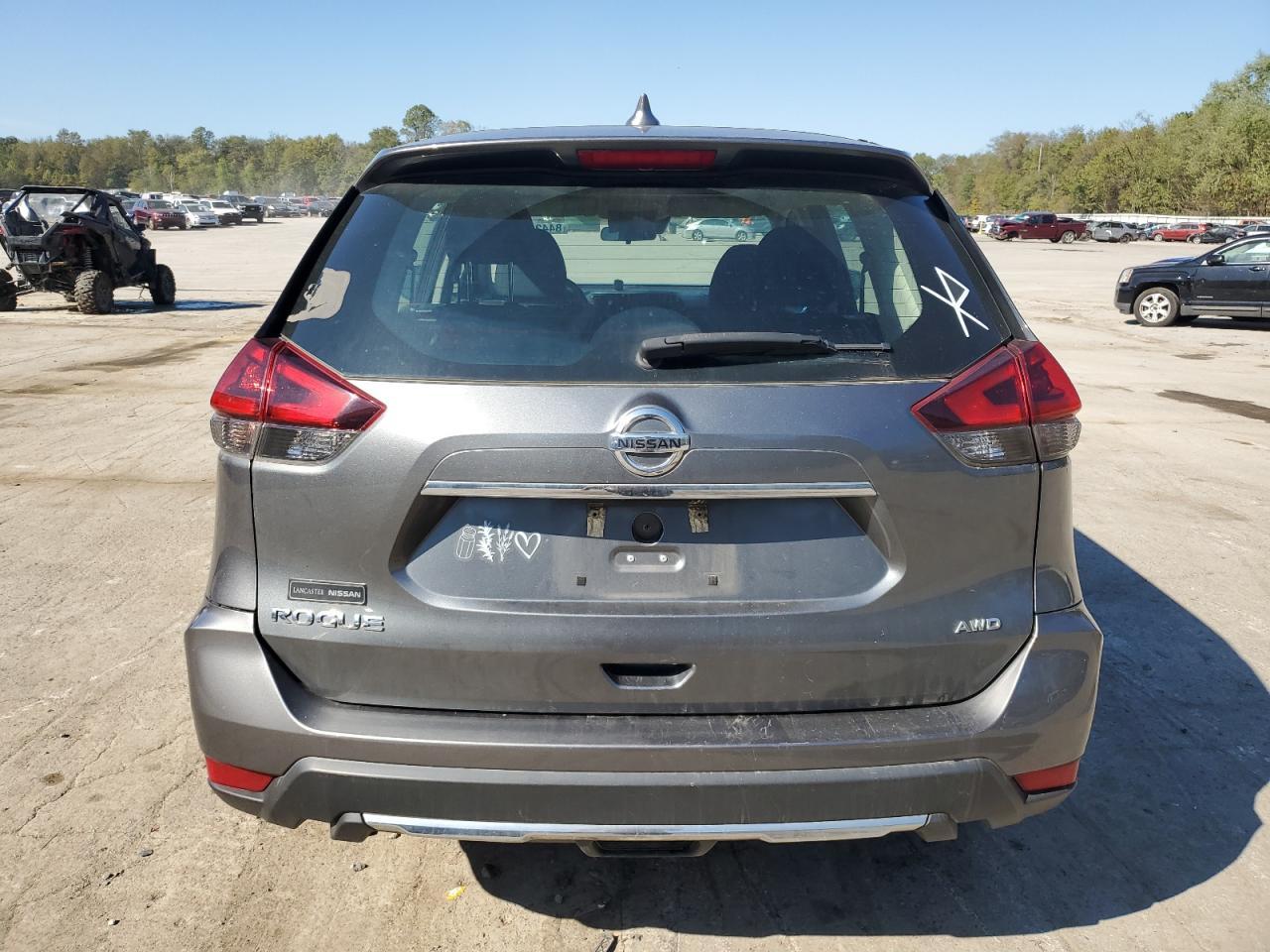 2019 Nissan Rogue S - Фото 6