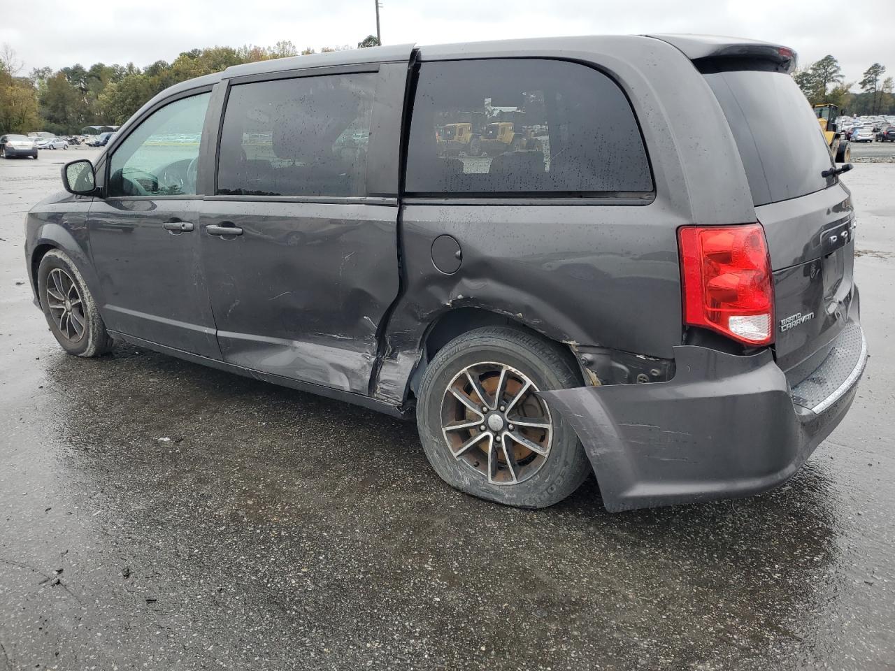 2019 Dodge Grand Caravan - Image 2