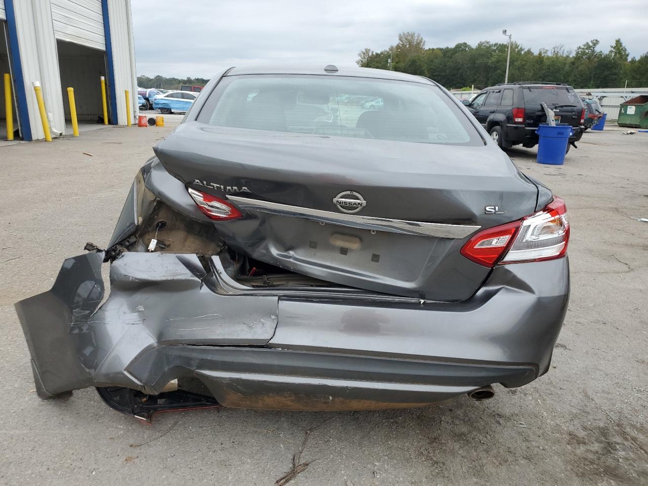 2016 Nissan Altima 2.5 - Image 6
