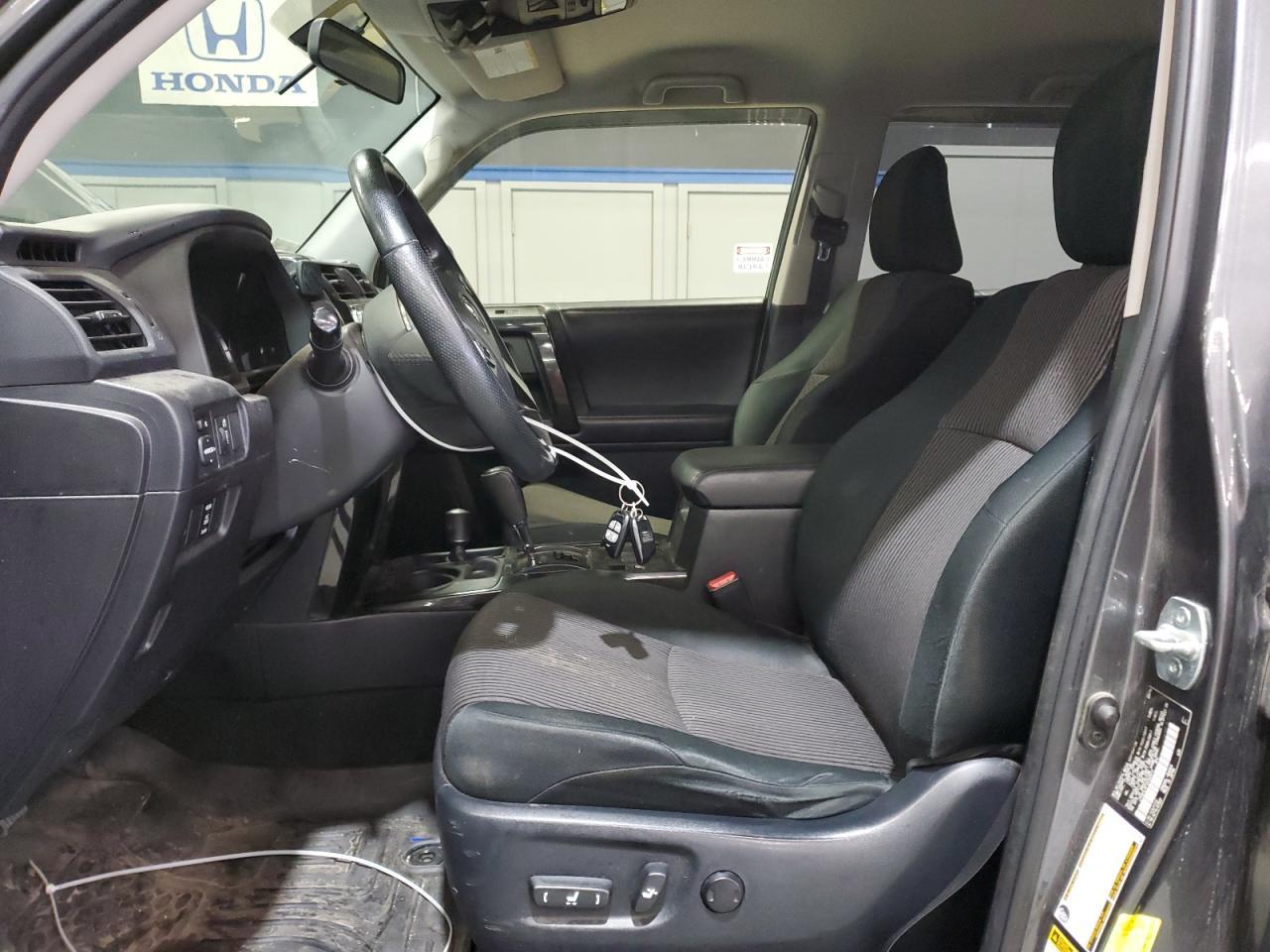 2016 Toyota 4Runner Sr5/Sr5 Premium - Image 7