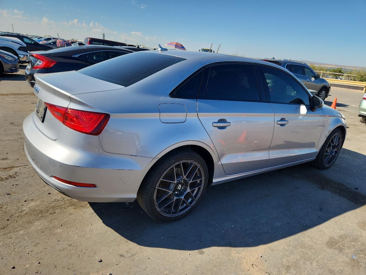 2016 Audi A3 Premium - Фото 3