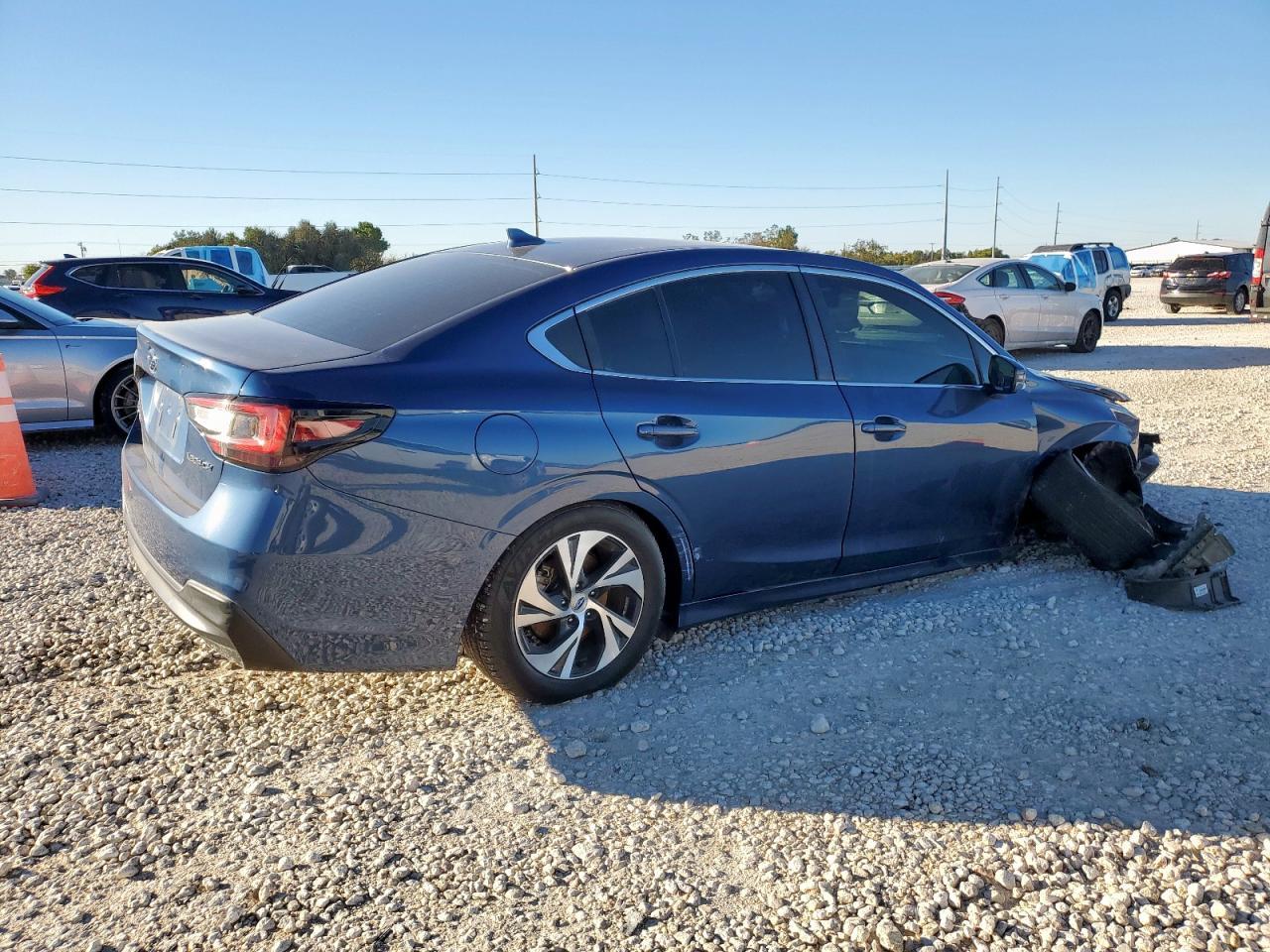 2021 Subaru Legacy Premium - Фото 3