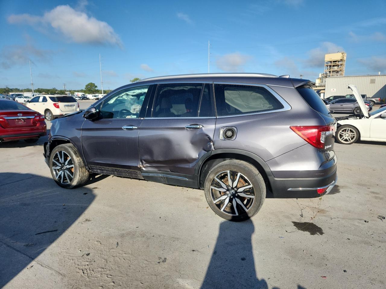 2021 Honda Pilot Touring - Фото 2