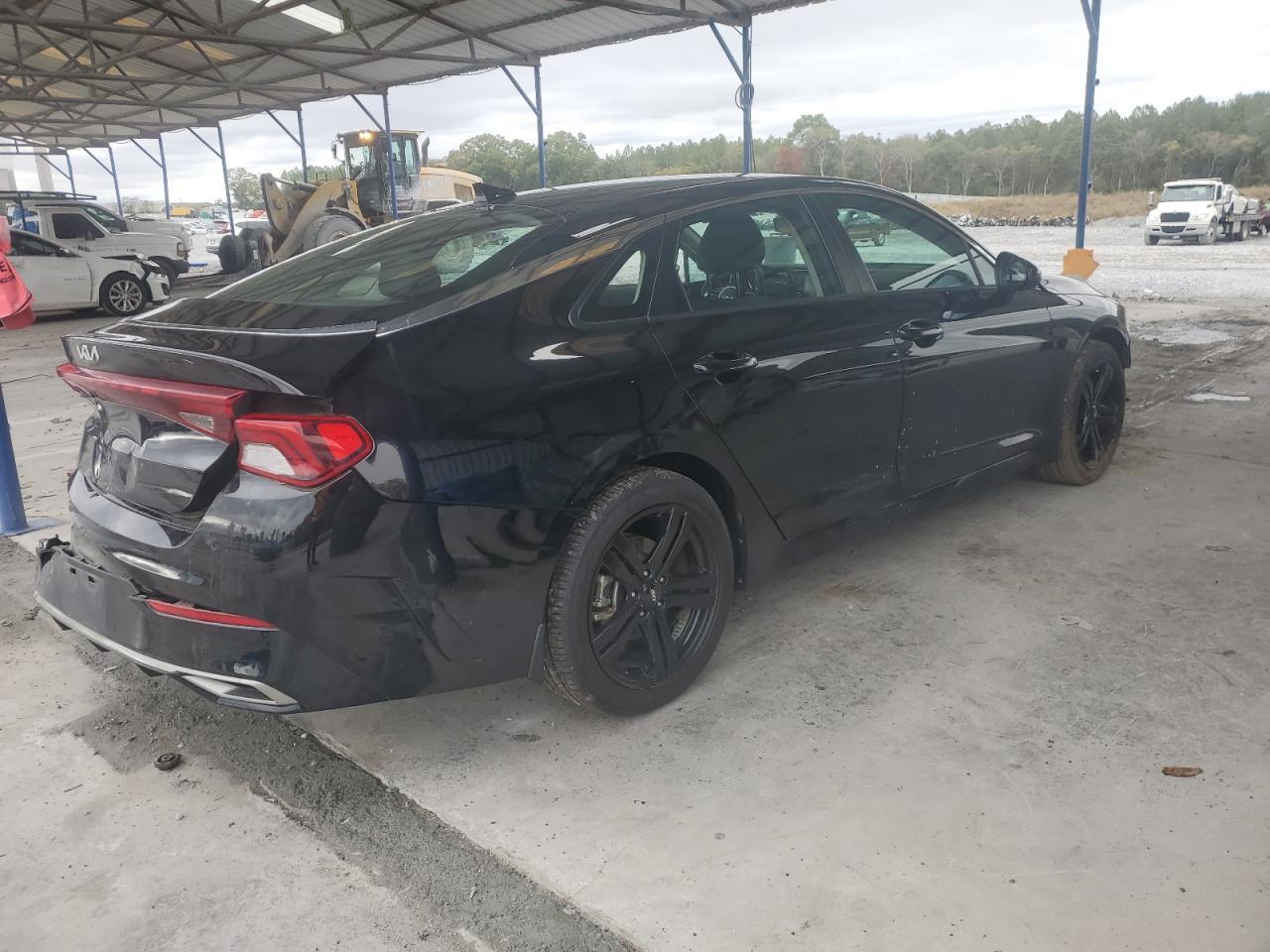 2022 Kia K5 Lxs - Image 3